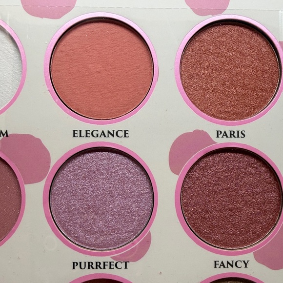 Disney Aristocats Eyeshadow Palette - Picture 6 of 8